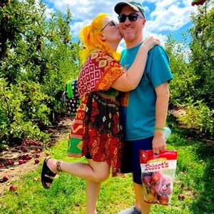 Meet your Posher, Andrea